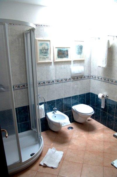 רומא Albergo Sandra מראה חיצוני תמונה
