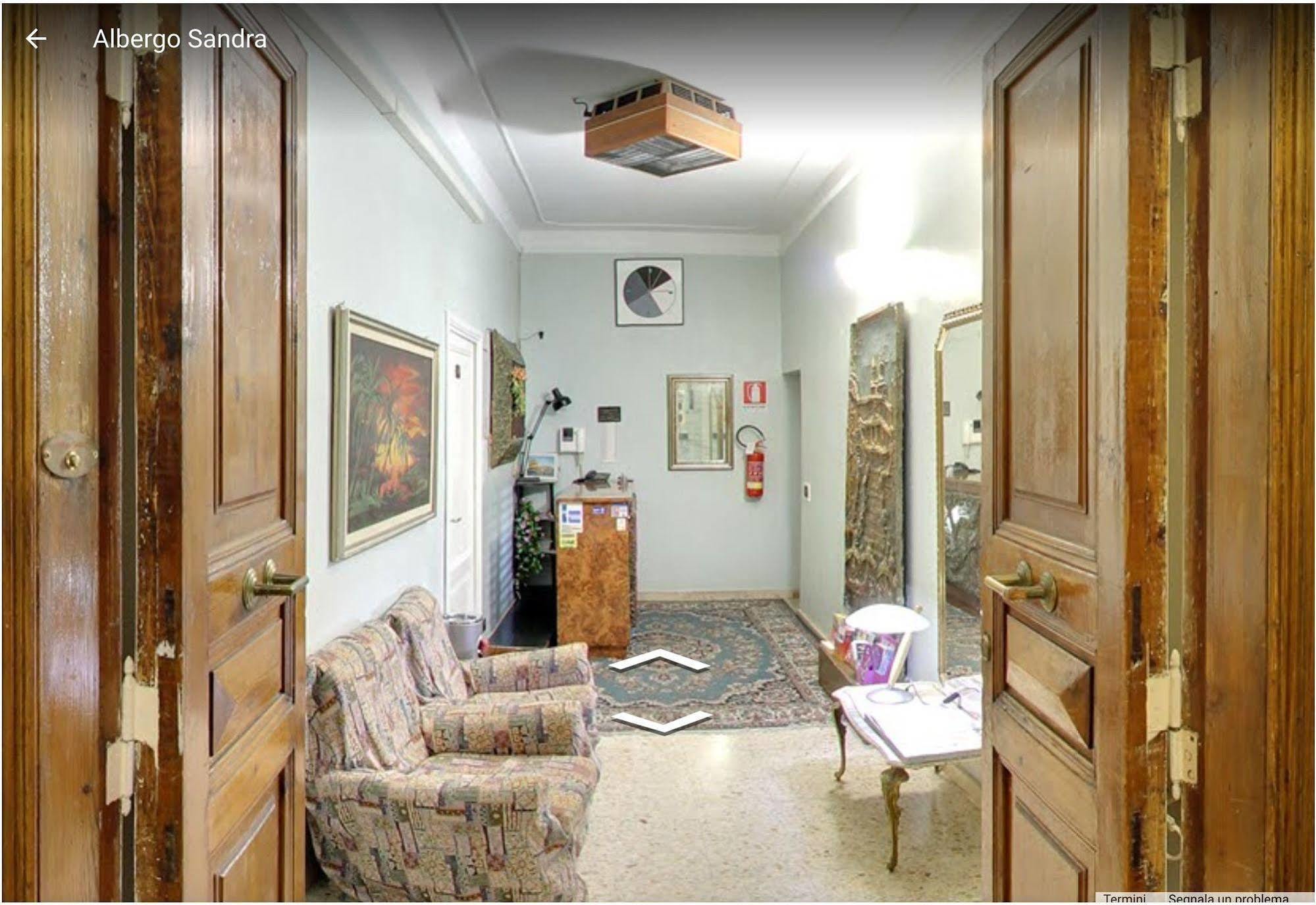 רומא Albergo Sandra מראה חיצוני תמונה